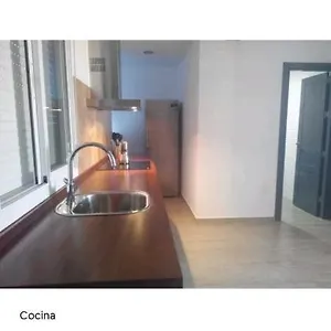Apartamento Casa Entera Equipada Con Patio, Tarifa